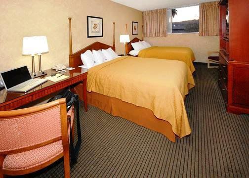Quality Inn & Suites Downtown Φοίνιξ Δωμάτιο φωτογραφία